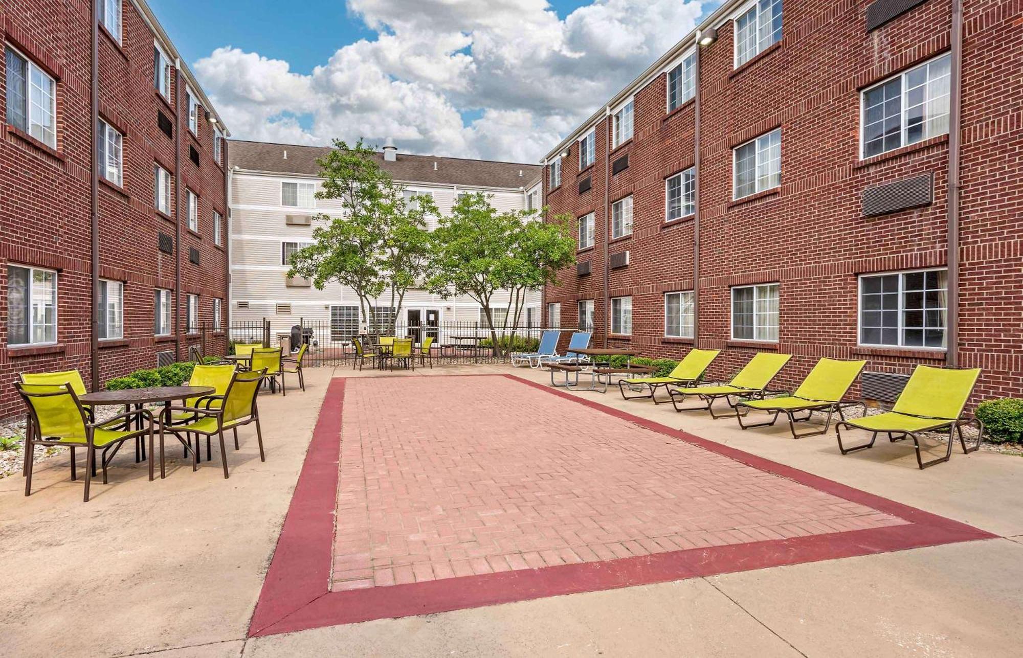 Extended Stay America Suites - Cincinnati - Blue Ash - Reed Hartman Eksteriør billede