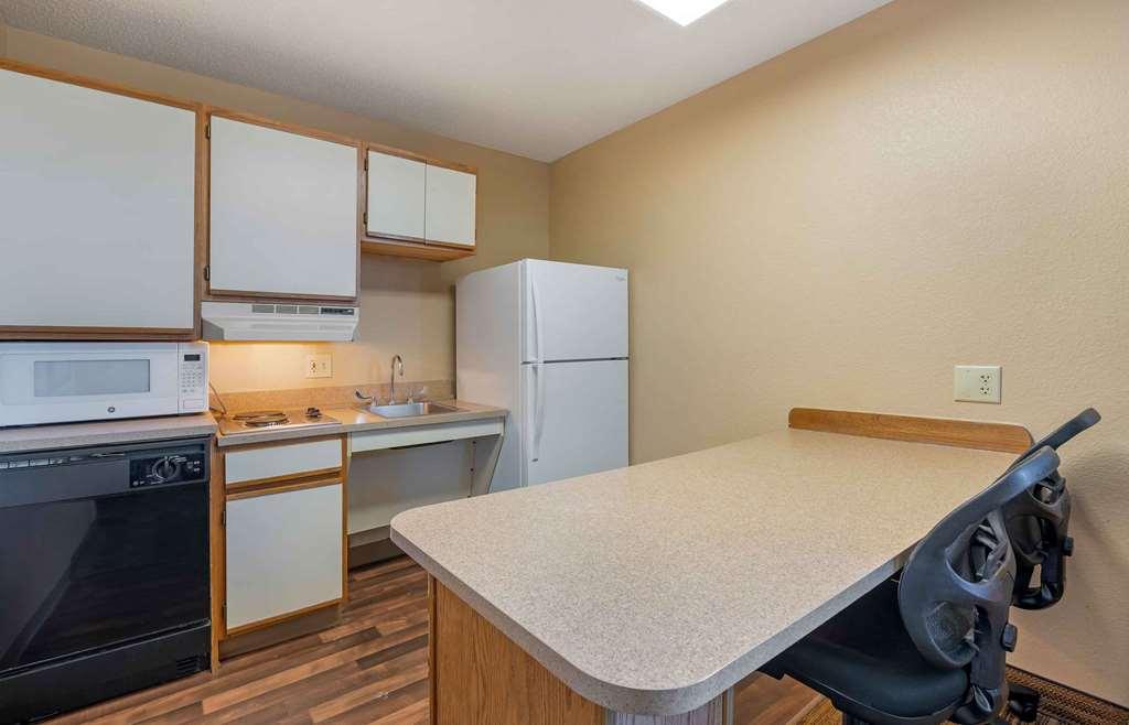 Extended Stay America Suites - Cincinnati - Blue Ash - Reed Hartman Værelse billede